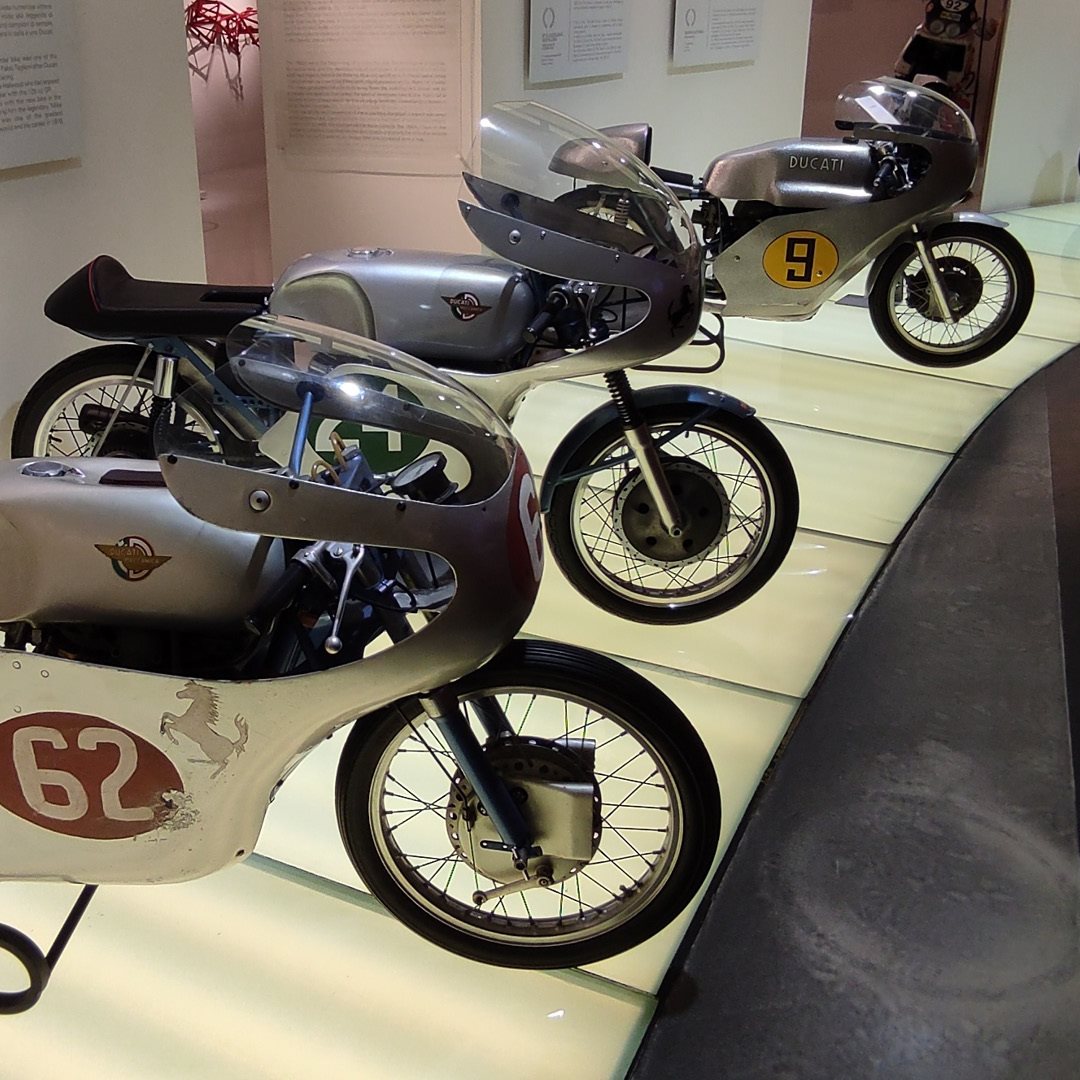 RESTAURO MOTO D’EPOCA